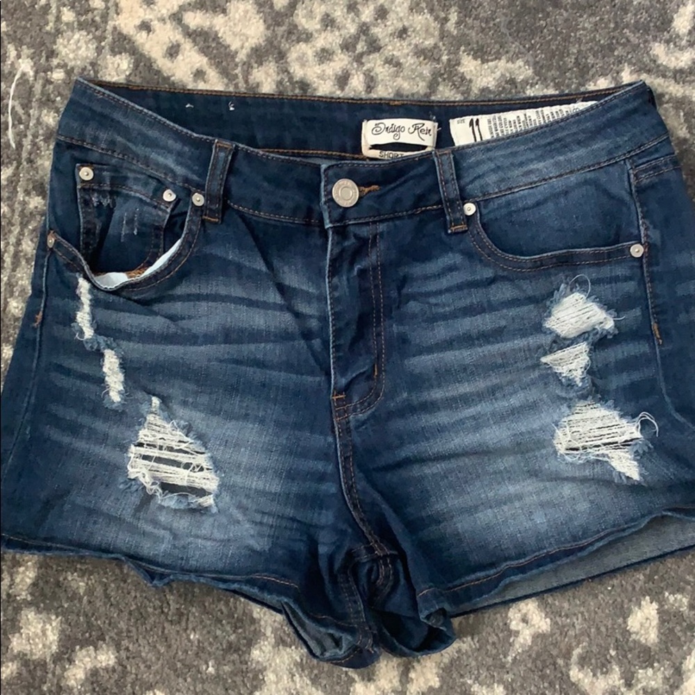 High waist distressed shorts